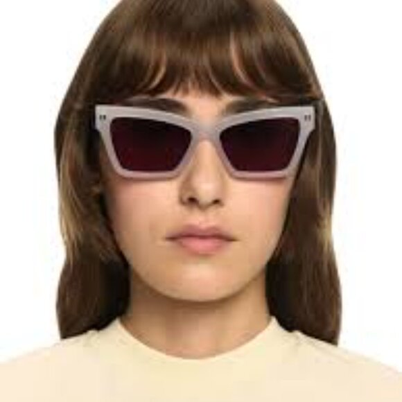 Off-White OERI110 CINCINNATI 1307 Sunglasses Black Cat Eye Frame, Grey Lenses main image 2